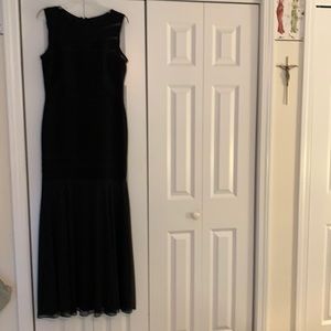 Gorgeous black Xscape evening gown